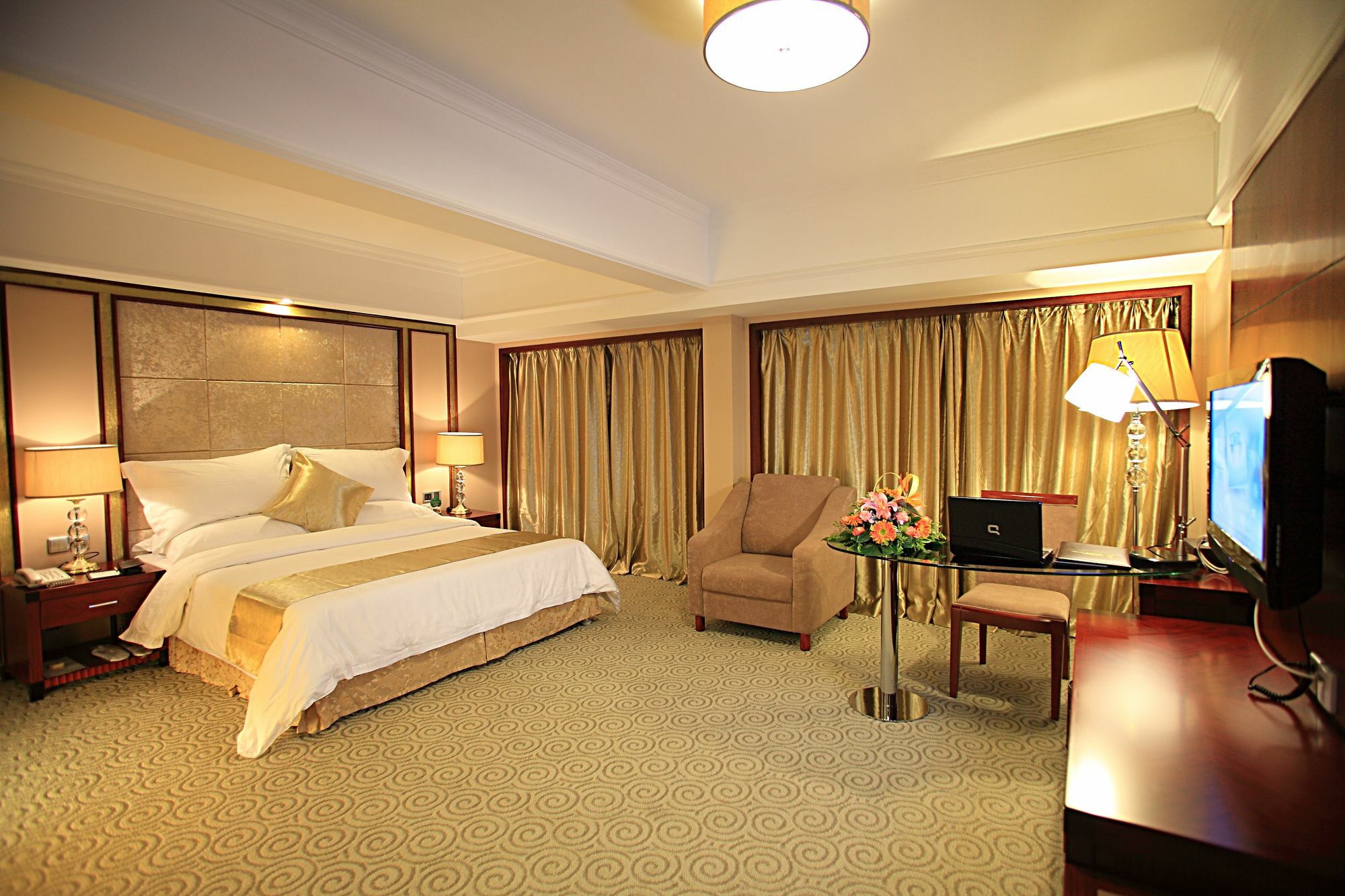 Perthden Hotel Shenzhen Exterior photo