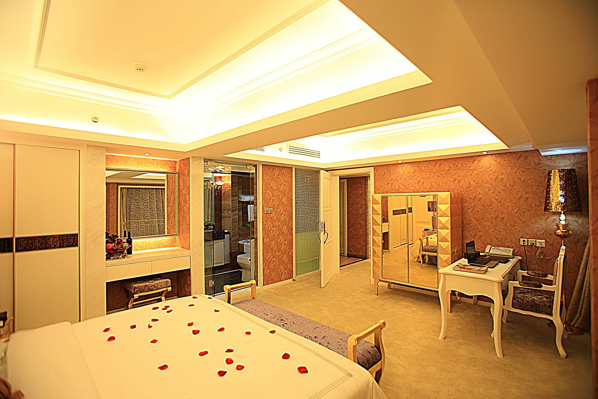 Perthden Hotel Shenzhen Exterior photo
